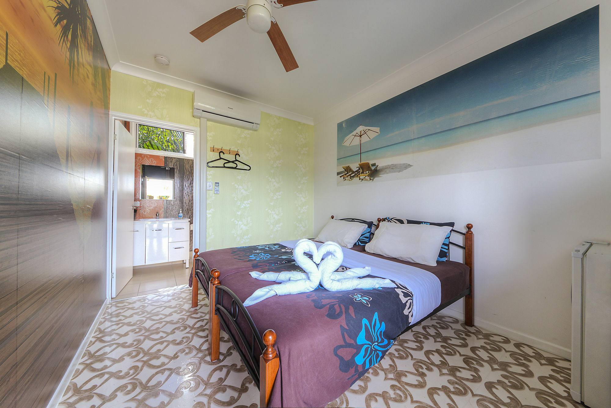 Coral Inn Boutique Resort Yeppoon Buitenkant foto